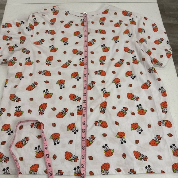 Mickey & Minnie Mouse T-Shirt Strawberries Hybrid Apparel Disney Women’s Size 2X - Picture 5 of 7